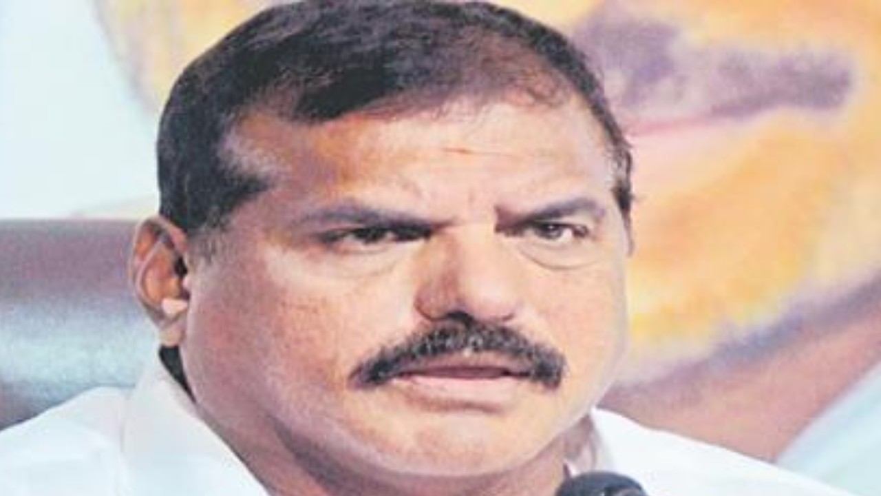 Botsa Satyanarayana : వచ్చే ఉగాది నాటికి ఆ రెండు పార్టీలు ఉండవు.. పవన్ కళ్యాణ్ కు చిత్తశుద్ధి లేదు : మంత్రి బొత్స Botsa Satyanarayana : వచ్చే ఉగాది నాటికి ఆ రెండు పార్టీలు ఉండవు.. పవన్ కళ్యాణ్ కు చిత్తశుద్ధి లేదు : మంత్రి బొత్స