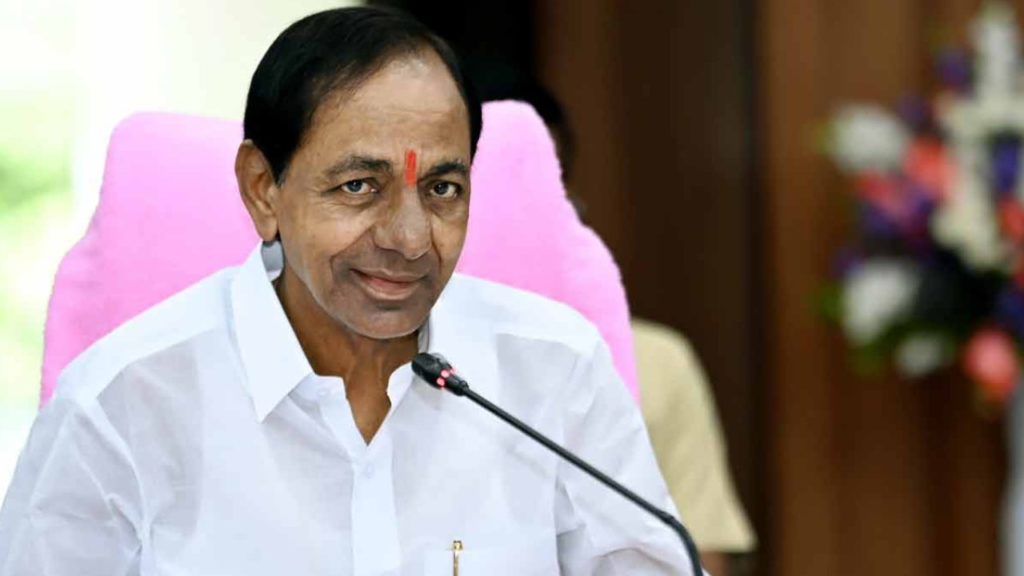 CM KCR