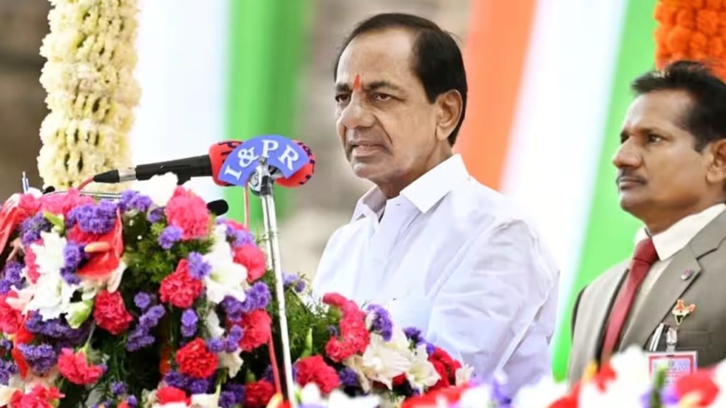 CM KCR