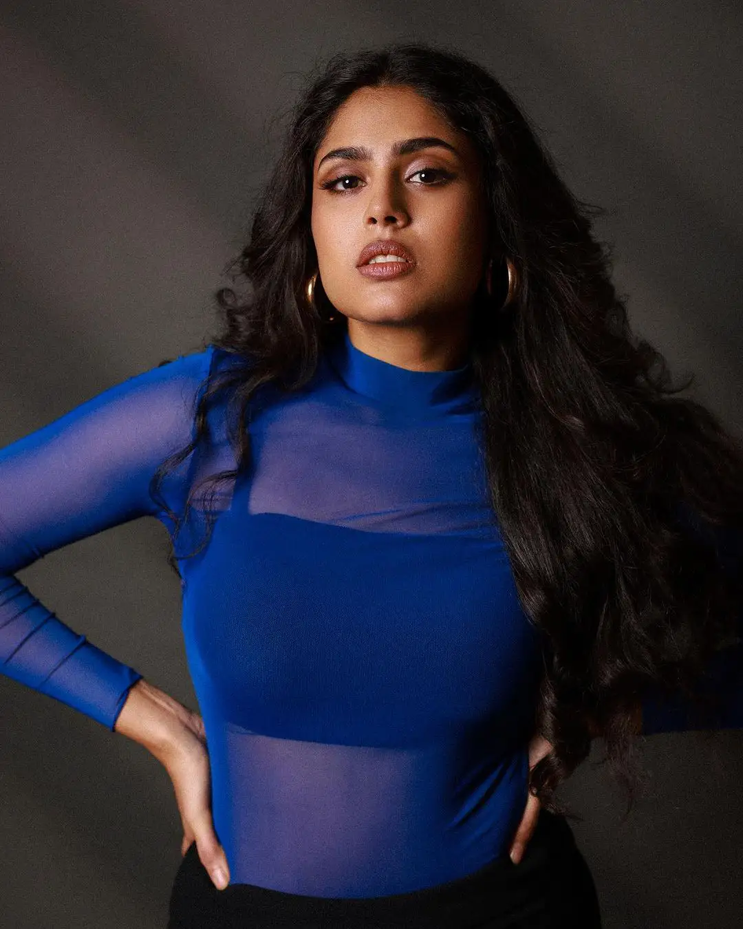 Faria Abdulla Crispy Looks in Blue Net Dress