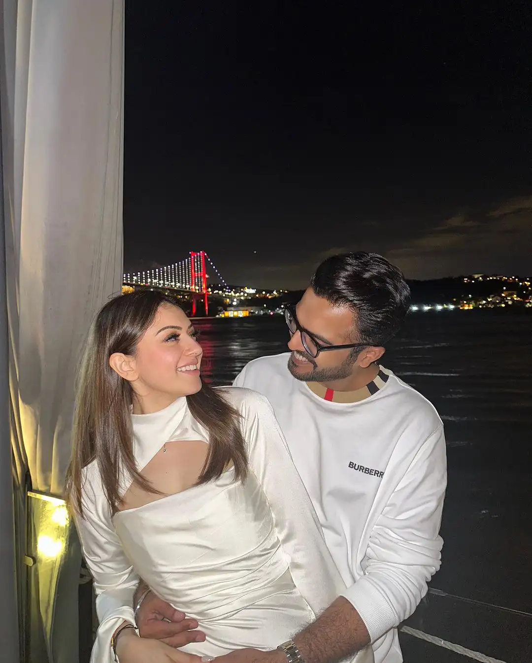 Hansika Motwani Birthday Celebrations in Turkey with her Husband