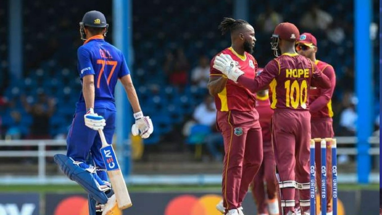 IND vs WI : ఐసీసీ షాక్.. గెలిచిన వెస్టిండీస్కు 10, ఓడిన టీమిండియాకు 5 శాతం జరిమానా.. ఎందుకో తెలుసా..? IND vs WI : ఐసీసీ షాక్.. గెలిచిన వెస్టిండీస్కు 10, ఓడిన టీమిండియాకు 5 శాతం జరిమానా.. ఎందుకో తెలుసా..?
