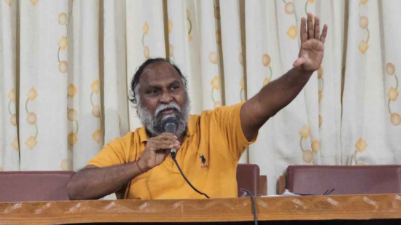 పొలిటికల్ లీడర్ టు సినీ స్టార్గా సంగారెడ్డి జగ్గన్న.. గతంలోనూ పలువురు నేతలు సినిమాల్లో పొలిటికల్ లీడర్లుగా.. పొలిటికల్ లీడర్ టు సినీ స్టార్గా సంగారెడ్డి జగ్గన్న.. గతంలోనూ పలువురు నేతలు సినిమాల్లో పొలిటికల్ లీడర్లుగా..