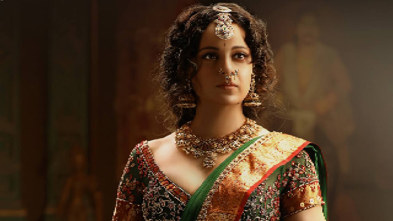 Chandramukhi 2 : చంద్రముఖిగా కంగనా లుక్ చూశారా.. బయపడాల్సింది పోయి మెస్మరైజ్ అవుతారు.. Chandramukhi 2 : చంద్రముఖిగా కంగనా లుక్ చూశారా.. బయపడాల్సింది పోయి మెస్మరైజ్ అవుతారు..