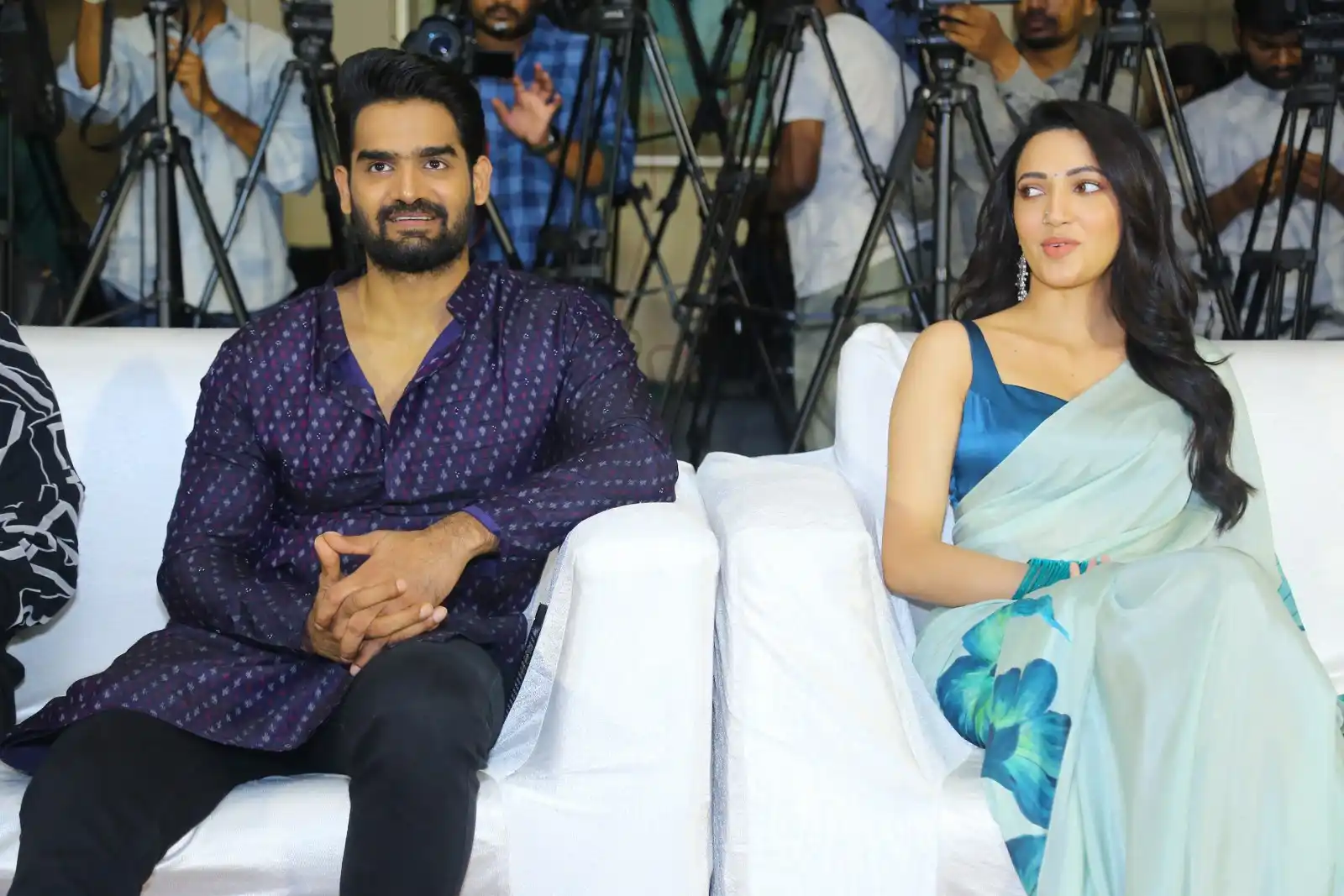 Karthikeya Neha Shetty sree vishnu photos at Bedurulanka 2012 event