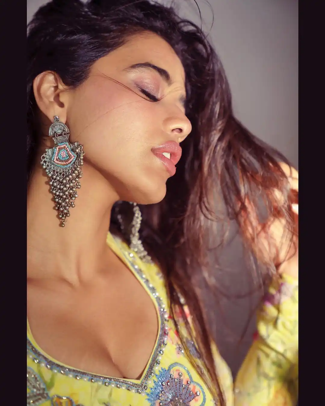 Ketika Sharma Stunning looks in Yellow Dress