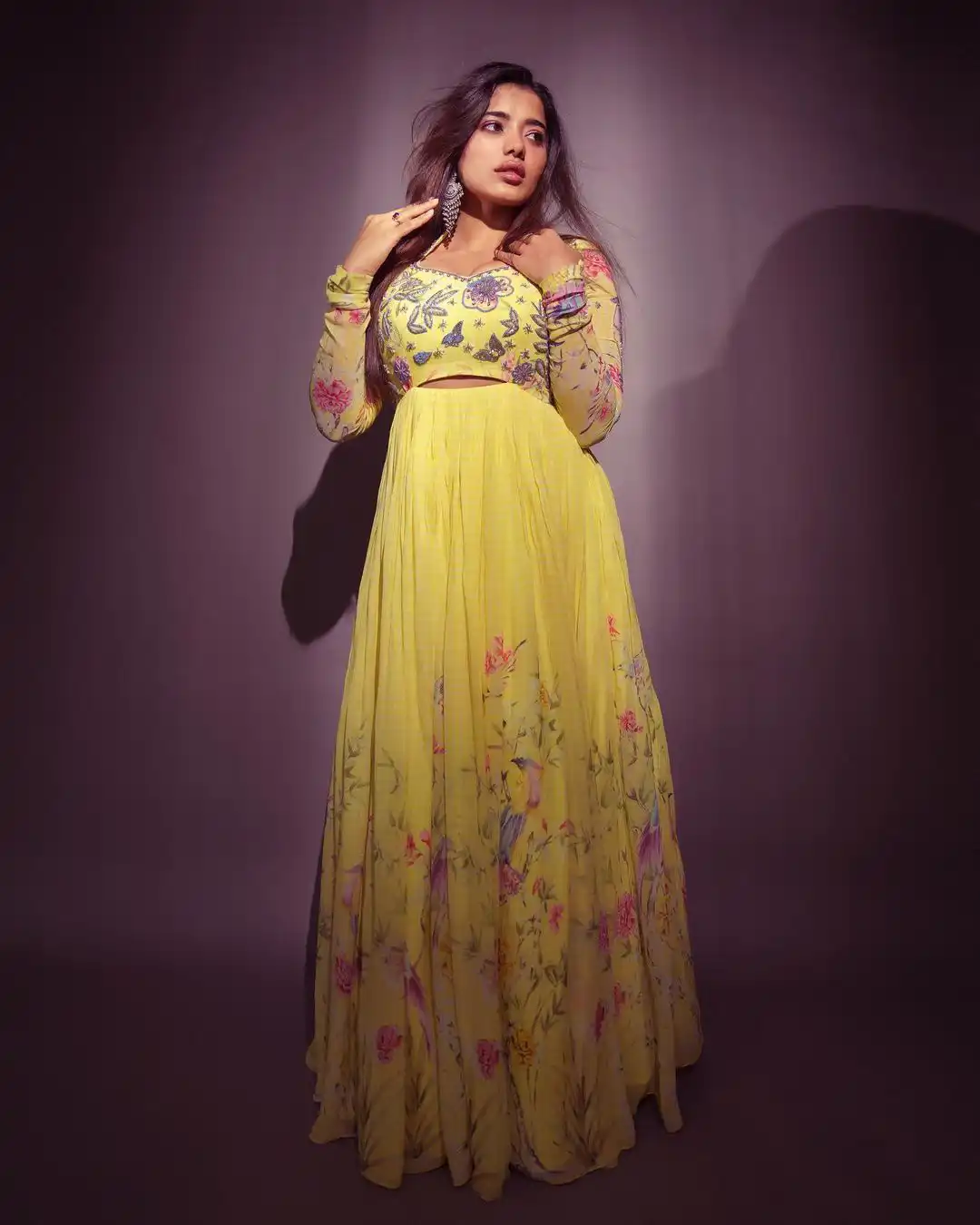Ketika Sharma Stunning looks in Yellow Dress