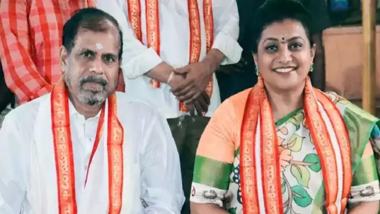 Minister Roja: ఇంటర్వ్యూ తెచ్చిన తిప్పలు.. మంత్రి రోజా భర్త సెల్వమణిపై నాన్ బెయిలబుల్ అరెస్టు వారెంట్.. Minister Roja: ఇంటర్వ్యూ తెచ్చిన తిప్పలు.. మంత్రి రోజా భర్త సెల్వమణిపై నాన్ బెయిలబుల్ అరెస్టు వారెంట్..