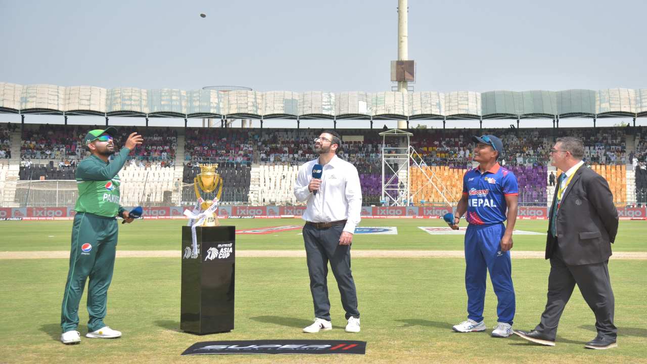 PAK vs NEP : ఆసియా కప్లో బోణి కొట్టిన పాకిస్తాన్.. నేపాల్ పై ఘన విజయం PAK vs NEP : ఆసియా కప్లో బోణి కొట్టిన పాకిస్తాన్.. నేపాల్ పై ఘన విజయం