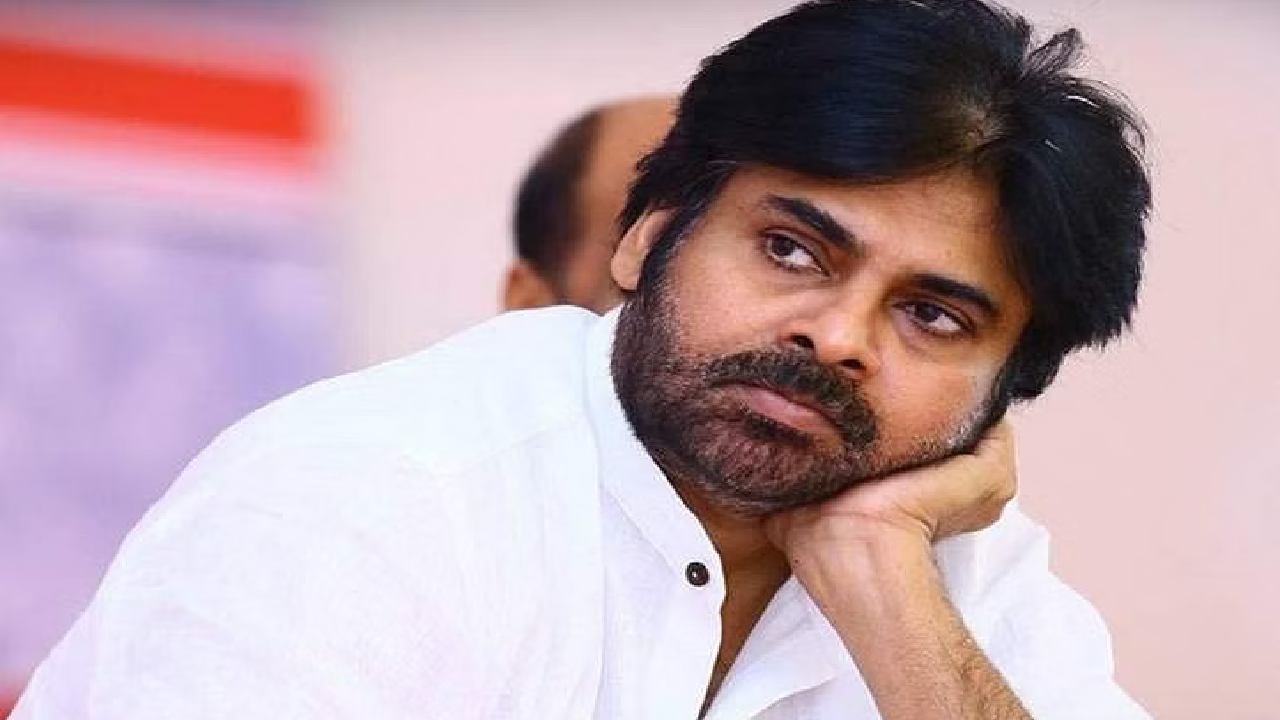 Pawan Kalyan : ఉస్తాద్, OG షూటింగ్ అప్డేట్స్.. వారాహి యాత్ర తరువాత ఆగష్టులో.. Pawan Kalyan : ఉస్తాద్, OG షూటింగ్ అప్డేట్స్.. వారాహి యాత్ర తరువాత ఆగష్టులో..