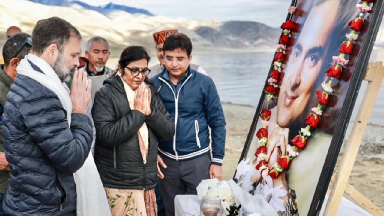Rahul Gandhi: మోదీ చెప్పేవన్నీ అబద్ధాలే.. భారత్ భూభాగంలోకి చైనా సైన్యం ప్రవేశించింది .. Rahul Gandhi: మోదీ చెప్పేవన్నీ అబద్ధాలే.. భారత్ భూభాగంలోకి చైనా సైన్యం ప్రవేశించింది ..