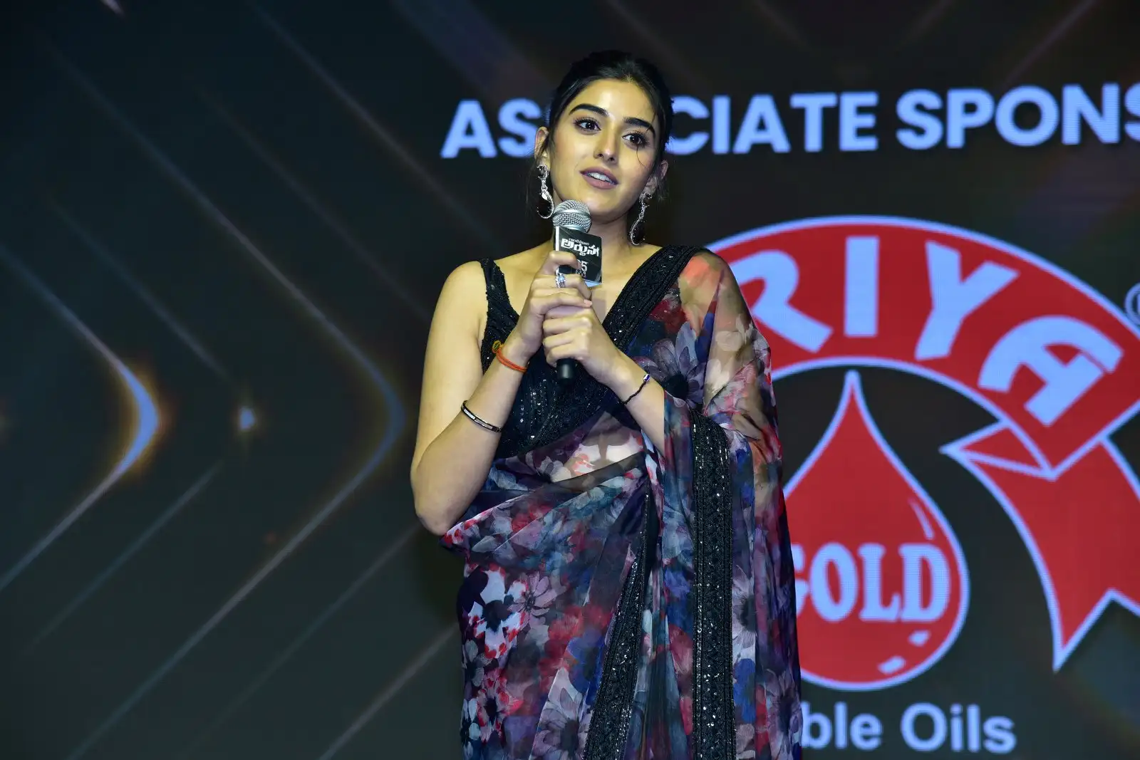Sakshi Vaidya Stunning Looks at Gandeevadhari Arjuna Pre Release Event