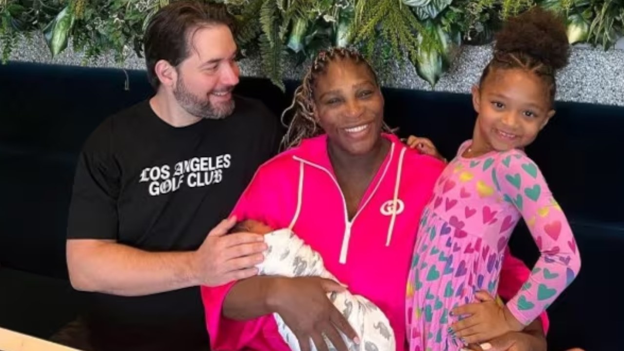 Serena Williams : రెండోసారి పండంటి బిడ్డకు జన్మనిచ్చిన సెరెనా విలియమ్స్.. భర్త ట్వీట్ వైరల్.. అభినందనలు తెలుపుతున్న అభిమానులు Serena Williams : రెండోసారి పండంటి బిడ్డకు జన్మనిచ్చిన సెరెనా విలియమ్స్.. భర్త ట్వీట్ వైరల్.. అభినందనలు తెలుపుతున్న అభిమానులు