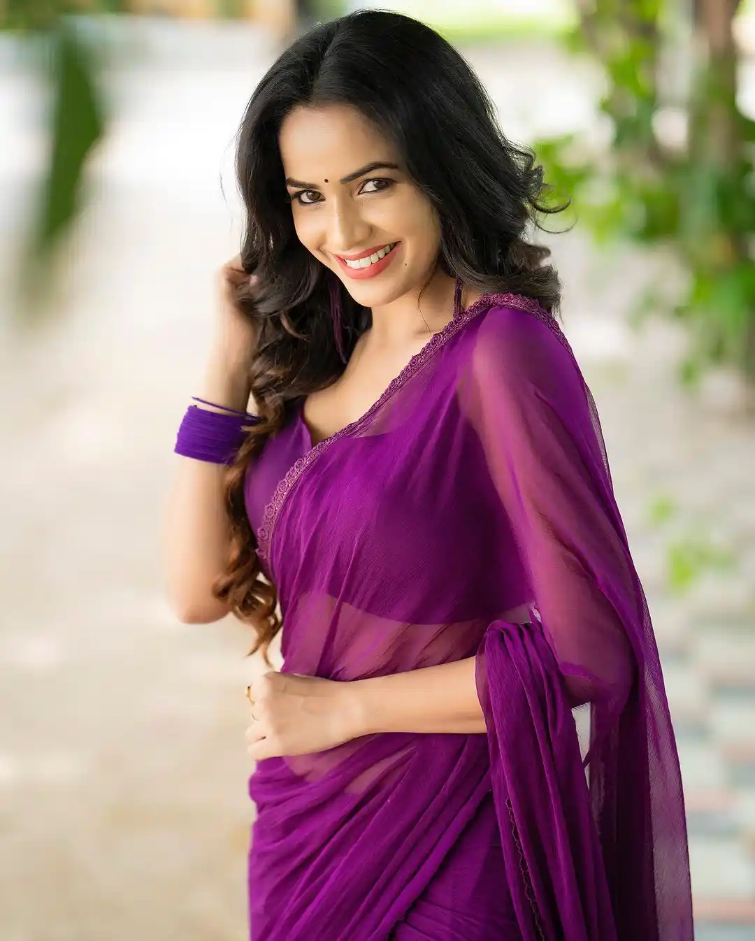 Shobha Shetty Sizzling Looks in Transparent Saree