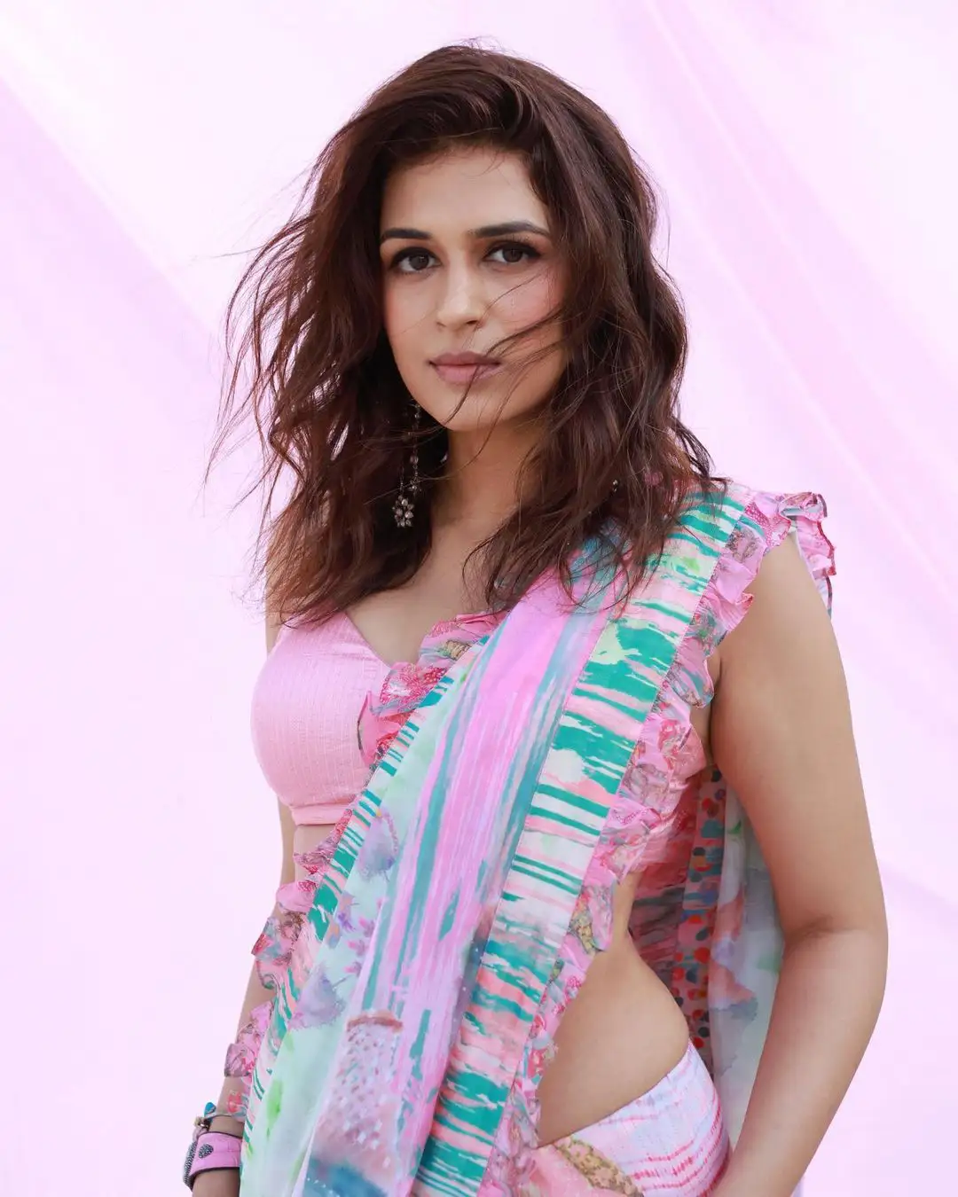 Shraddha Das Stunning Looks in Saree