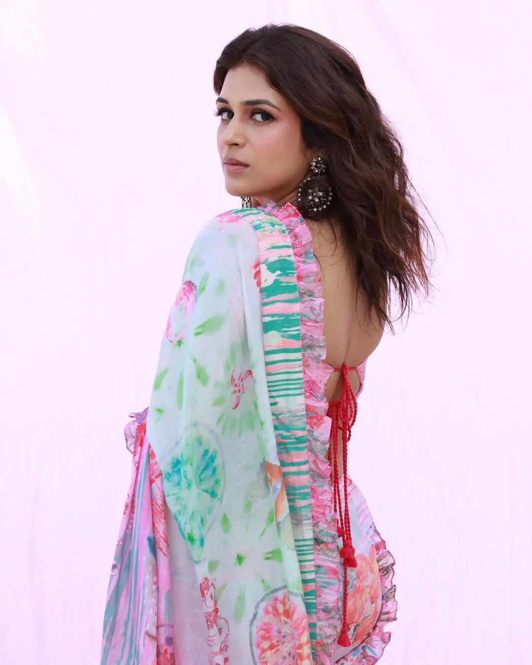 Shraddha Das Stunning Looks in Saree