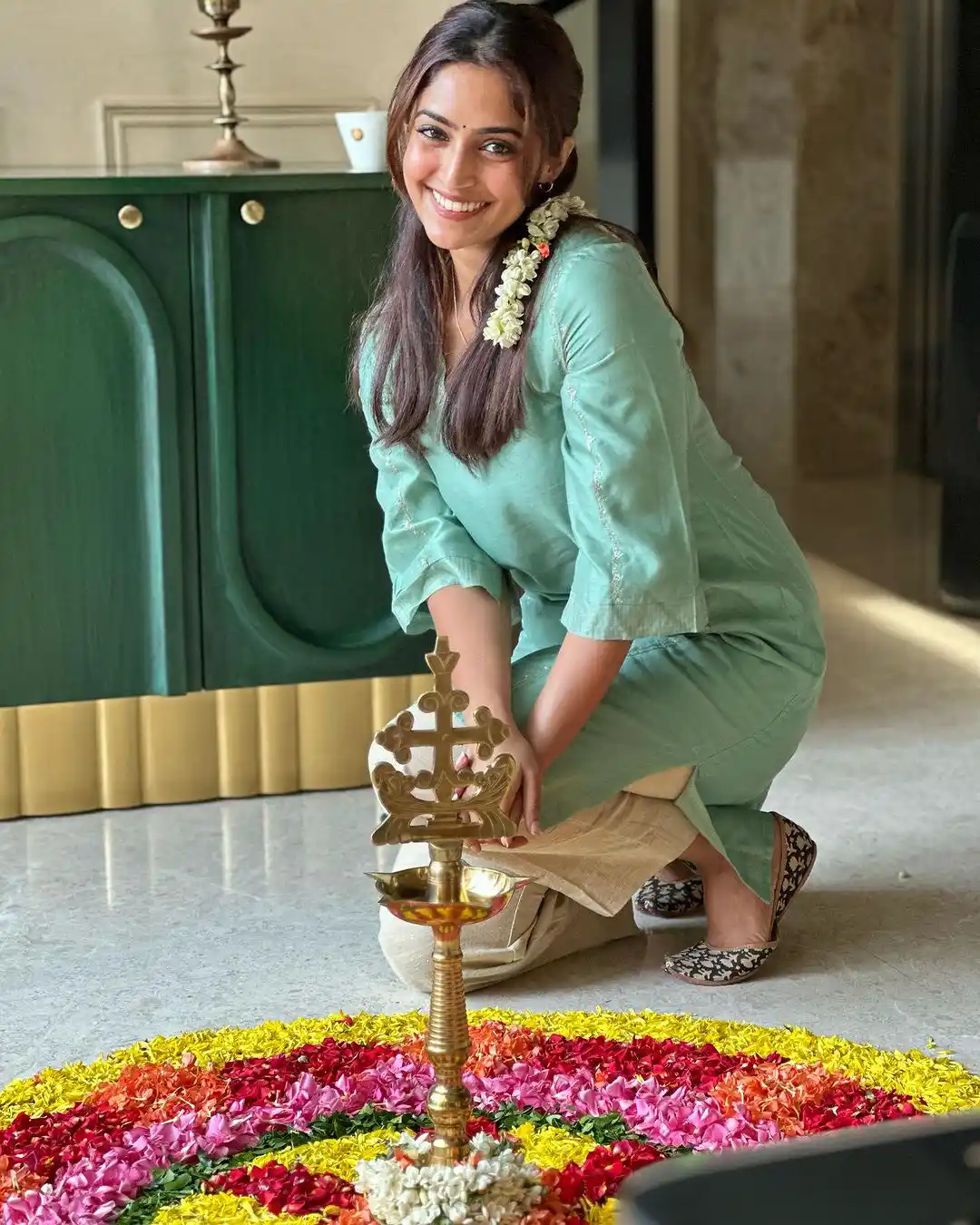South Actress Reba Monica John Photos on onam special