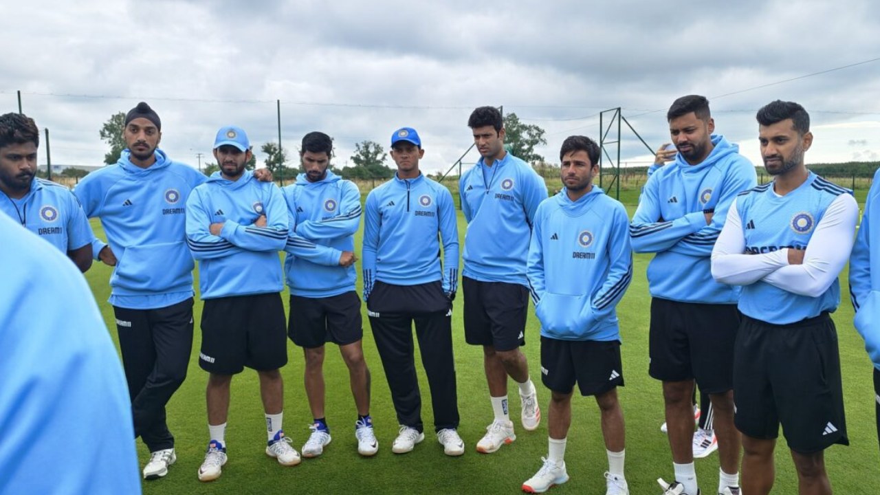 India vs Ireland T20 Series: పసికూనలే అనుకుంటే పరాభవం పలుకరించినట్లే..! ఆ ఐదుగురు ఆటగాళ్లపై ఫోకస్ పెట్టాలి India vs Ireland T20 Series: పసికూనలే అనుకుంటే పరాభవం పలుకరించినట్లే..! ఆ ఐదుగురు ఆటగాళ్లపై ఫోకస్ పెట్టాలి