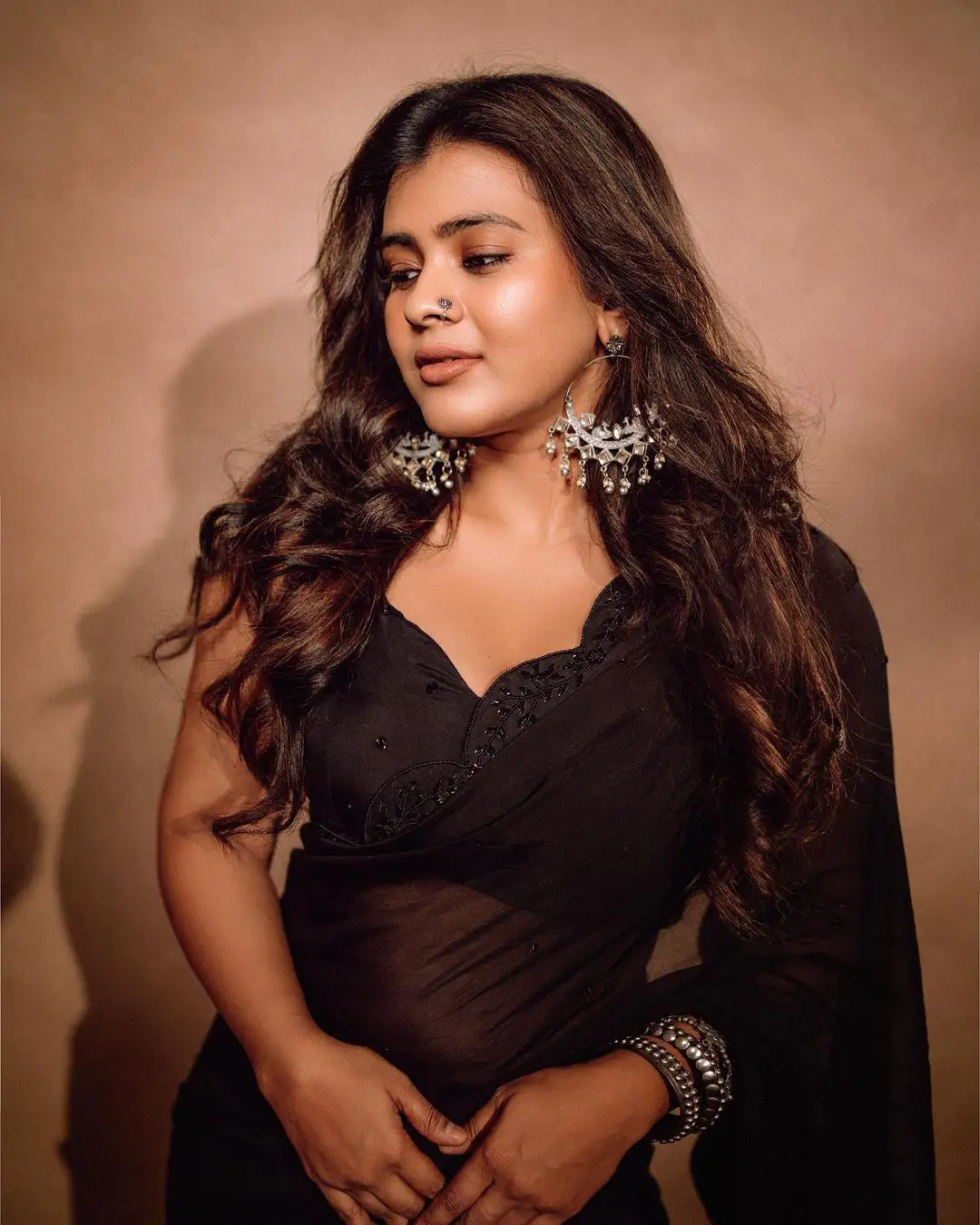 Tollywood Actress Hebah Patel Photos in Black Saree