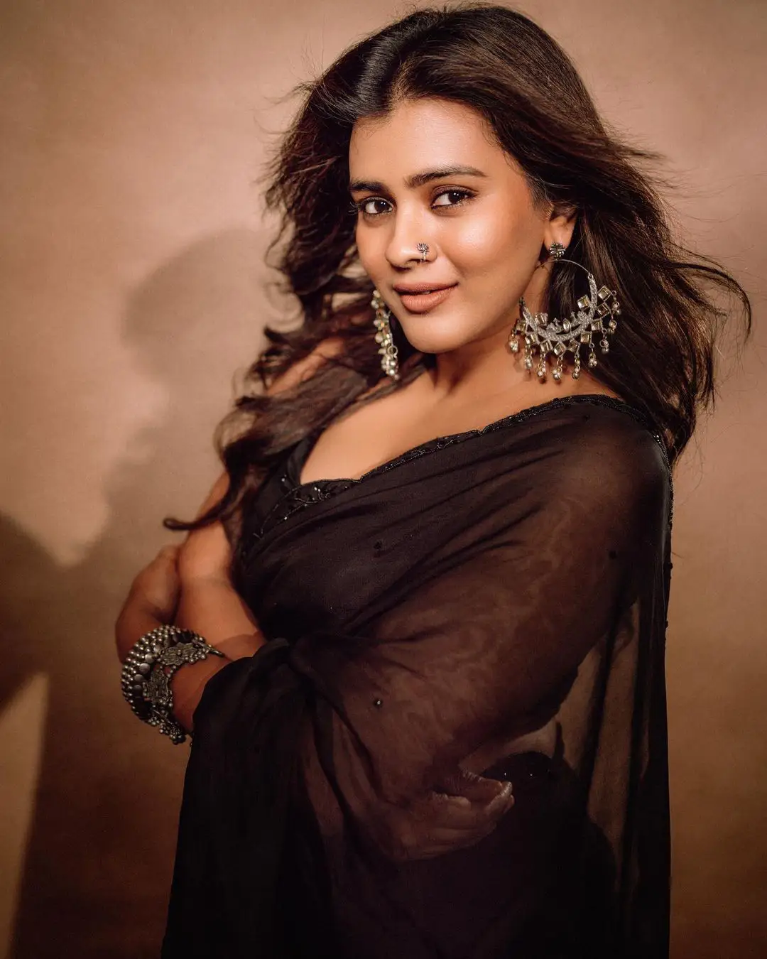 Tollywood Actress Hebah Patel Photos in Black Saree