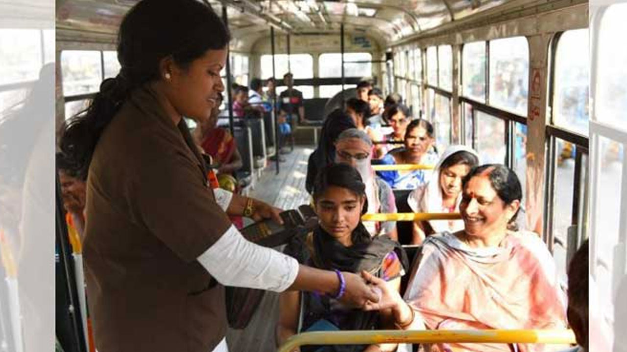 TSRTC: మహిళా ప్రయాణికులకు శుభవార్త.. వారి కోసం ప్రత్యేక బస్సు TSRTC: మహిళా ప్రయాణికులకు శుభవార్త.. వారి కోసం ప్రత్యేక బస్సు
