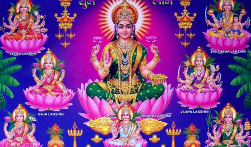 Varalakshmi Puja 2023 : అష్టలక్ష్ములు కలిసిన రూపమే వరలక్ష్మీ దేవి .. అందుకే ఈ పూజకు అంతటి ప్రత్యేకత Varalakshmi Puja 2023 : అష్టలక్ష్ములు కలిసిన రూపమే వరలక్ష్మీ దేవి .. అందుకే ఈ పూజకు అంతటి ప్రత్యేకత