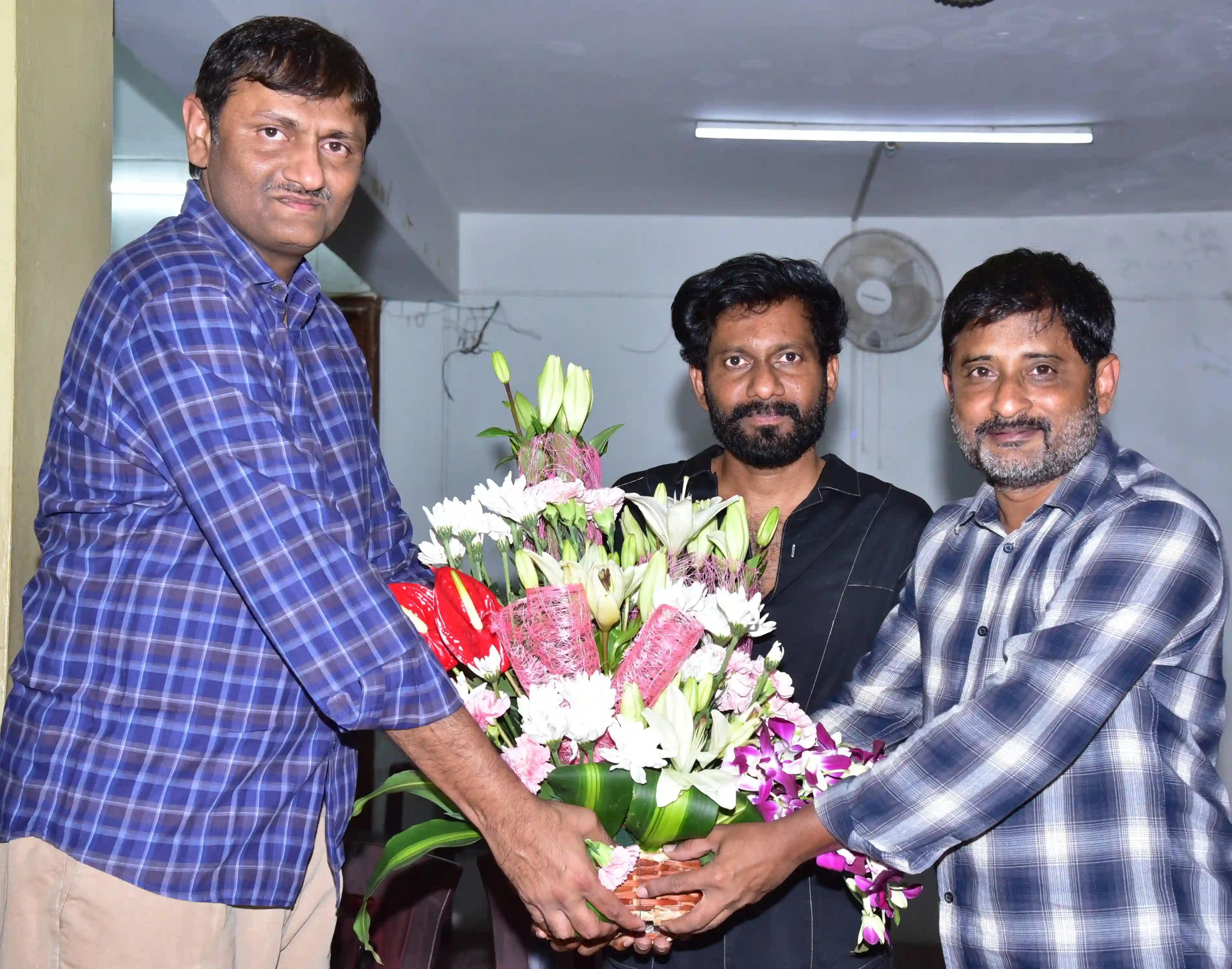 Varun Tej Sai Dharam Tej appreciate Allu Arjun for winning national award Photos