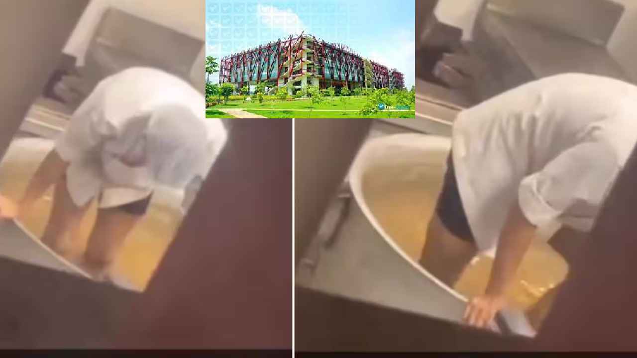 Viral Video : ఛీ..ఛీ.. యూనివర్సిటీ క్యాంటీన్లో దారుణం, కాళ్లతో తొక్కుతూ ఆహారం తయారీ.. షాకింగ్ వీడియో Viral Video : ఛీ..ఛీ.. యూనివర్సిటీ క్యాంటీన్లో దారుణం, కాళ్లతో తొక్కుతూ ఆహారం తయారీ.. షాకింగ్ వీడియో