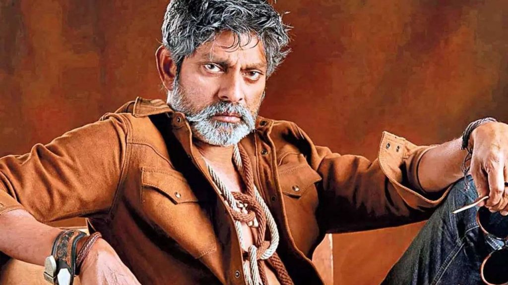 Jagapthi Babu loss hundreds of Crores his property Japathi Babu second innings Earning Details