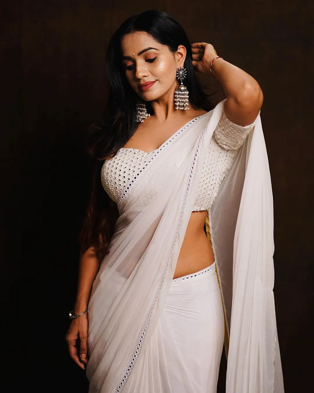 karthika deepam serial actress Shobha Shetty saree photos gone viral