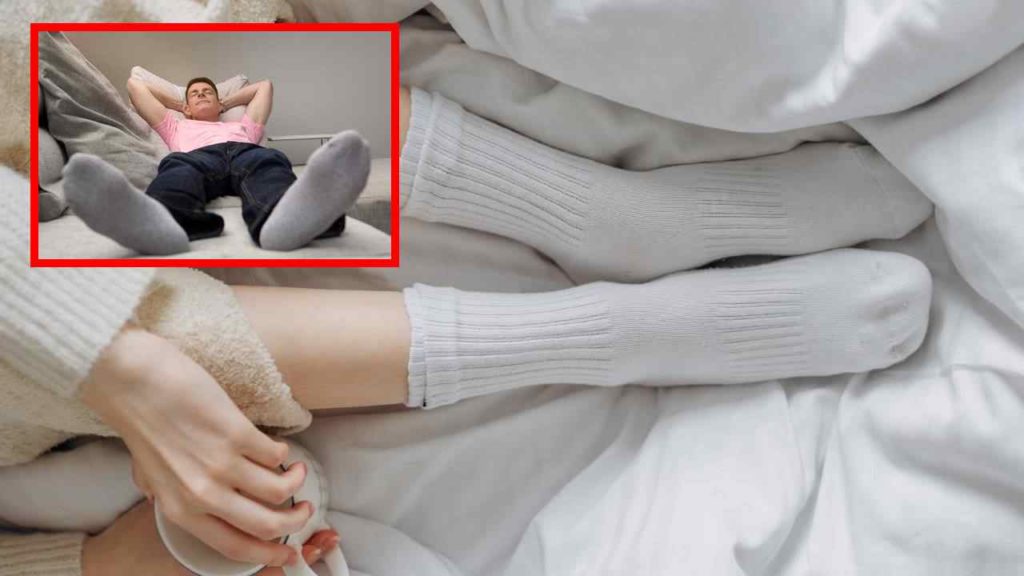 sleep wearing socks