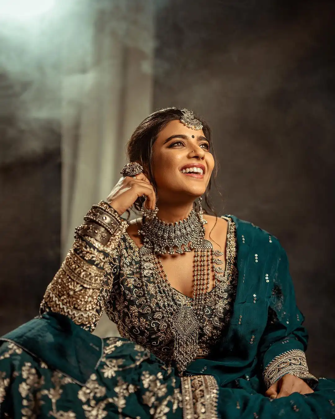 Aishwarya Rajesh Traditional Looks with Heavy Ornaments
