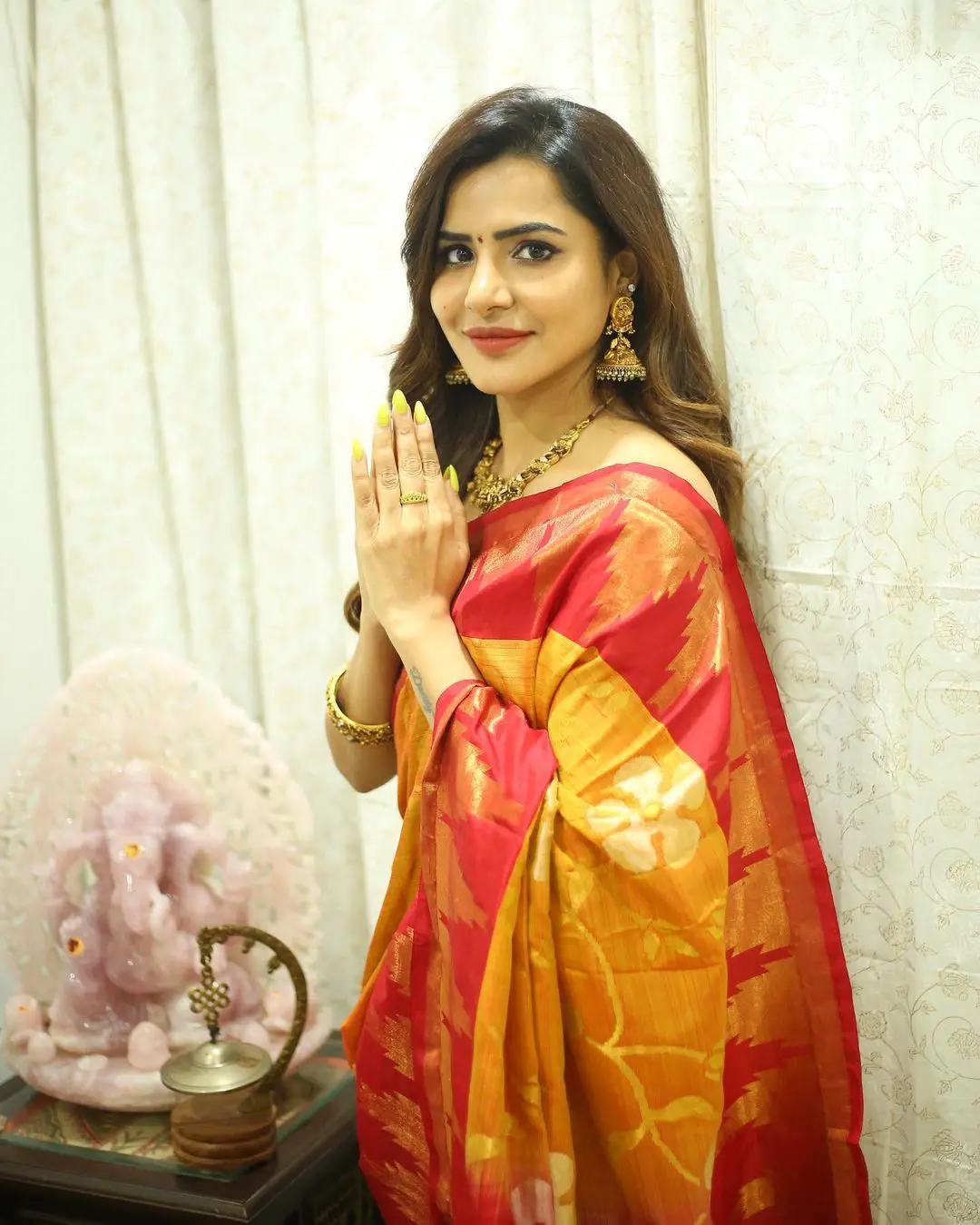 Ashu Reddy Vinayaka Chavithi Celebrations