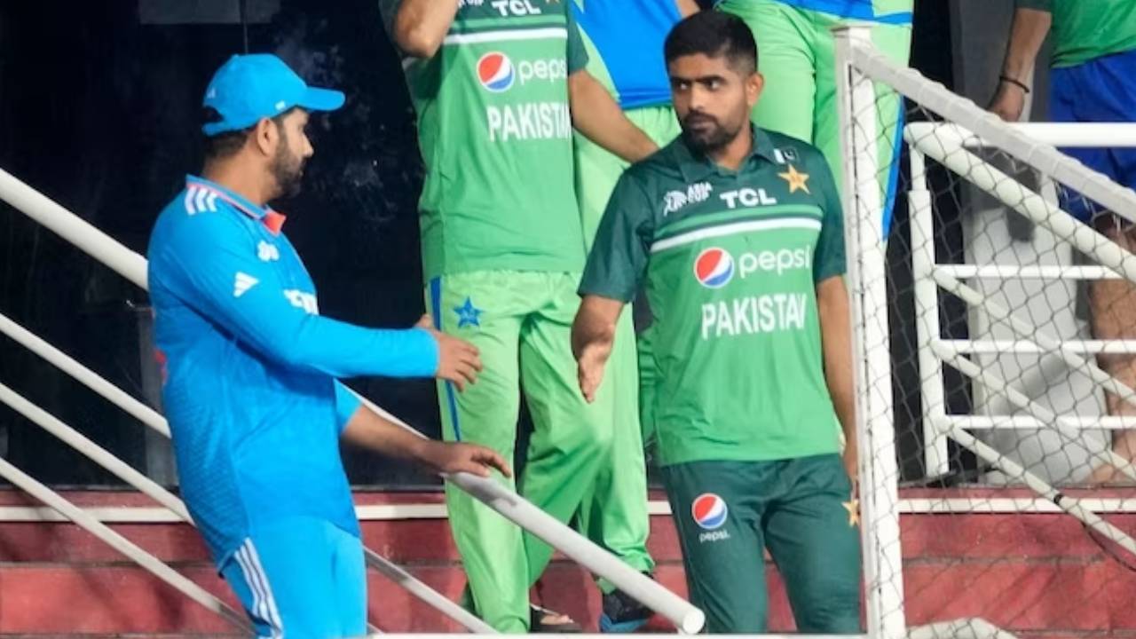 Asia Cup 2023: భారత్ వర్సెస్ పాకిస్థాన్ మ్యాచ్కు వర్షం ముప్పు.. అయినా మ్యాచ్ జరుగుతుందా..? ఎలా అంటే Asia Cup 2023: భారత్ వర్సెస్ పాకిస్థాన్ మ్యాచ్కు వర్షం ముప్పు.. అయినా మ్యాచ్ జరుగుతుందా..? ఎలా అంటే