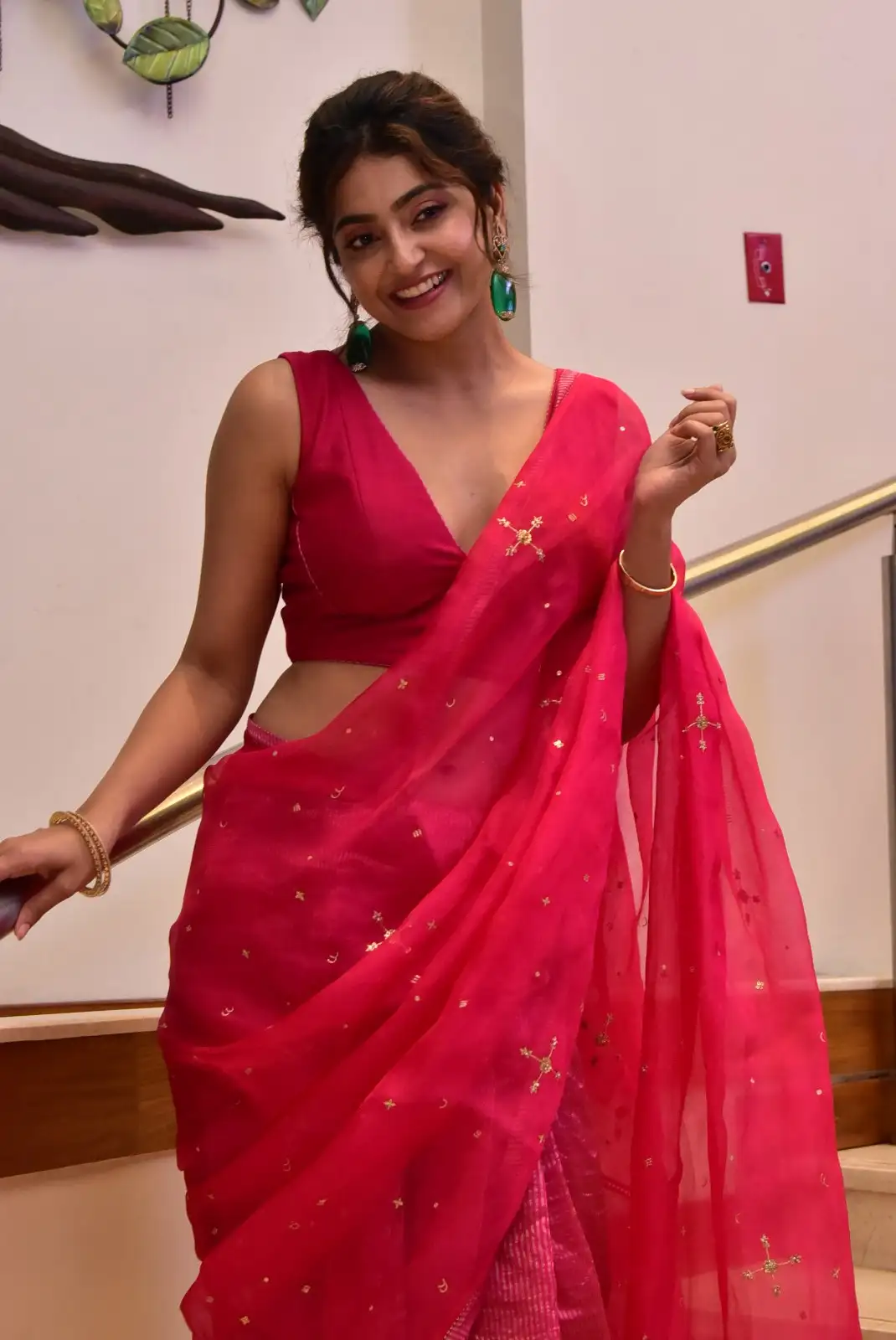 Avantika Mishra Shines in Saree at Athidhi Series Pre Release Event
