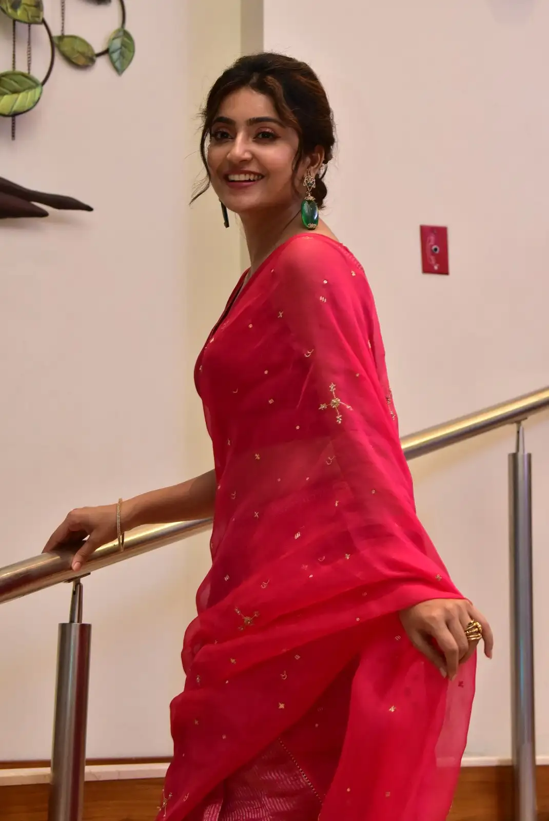 Avantika Mishra Shines in Saree at Athidhi Series Pre Release Event