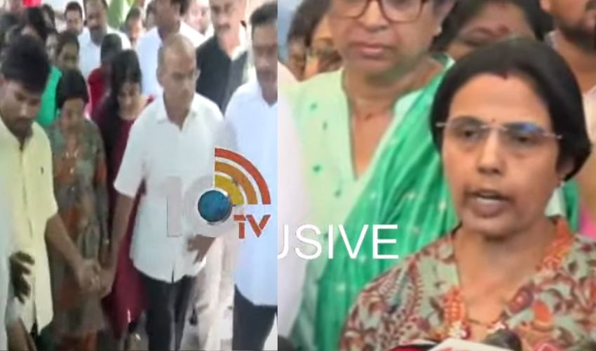 Nara Bhuvaneshwari : చంద్రబాబు అరెస్ట్ తరువాత దుర్గమ్మను దర్శించుకున్న నారా భువనేశ్వరి.. ఏపీ ప్రజలకు విజ్ఞప్తి Nara Bhuvaneshwari : చంద్రబాబు అరెస్ట్ తరువాత దుర్గమ్మను దర్శించుకున్న నారా భువనేశ్వరి.. ఏపీ ప్రజలకు విజ్ఞప్తి