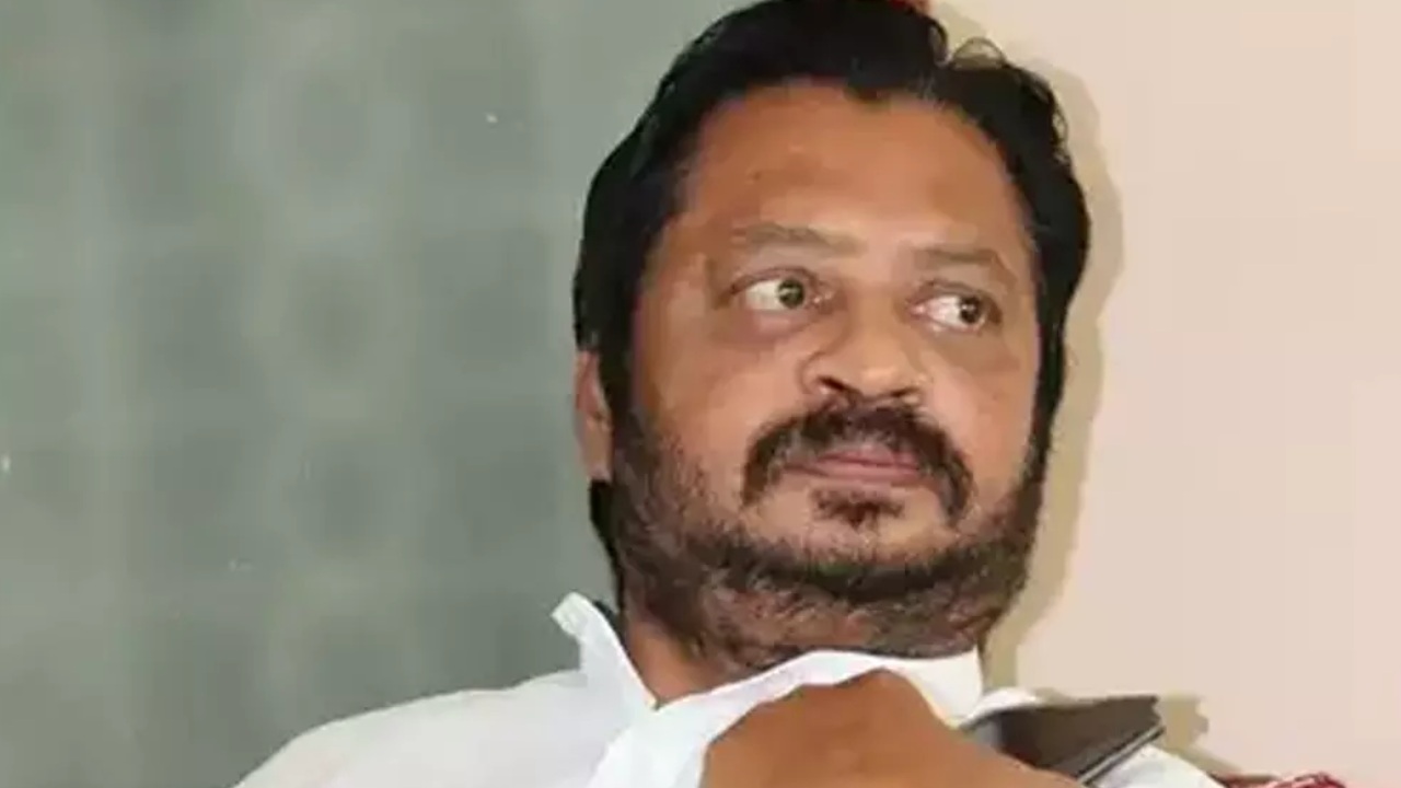 Harsha Kumar : చంద్రబాబు అరెస్ట్ ను జగన్ వాడుకుంటున్నారు : హర్షకుమార్ Harsha Kumar : చంద్రబాబు అరెస్ట్ ను జగన్ వాడుకుంటున్నారు : హర్షకుమార్