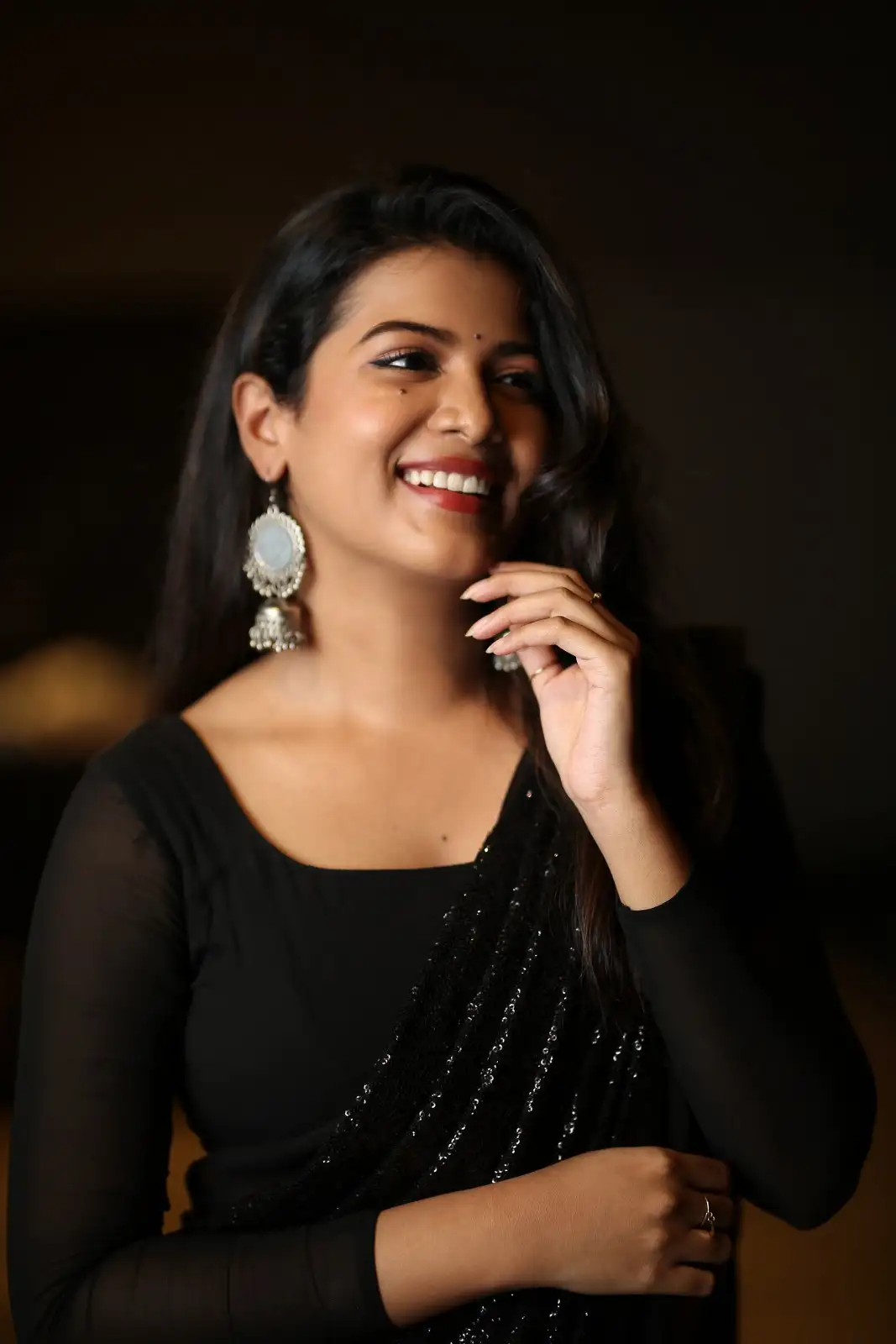 Goldie Nissy Shines in Black Saree at Changure Bangaru Raja Pre Release event