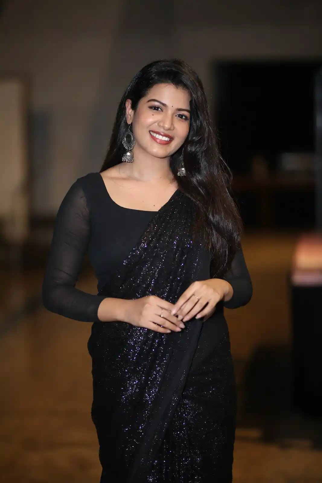 Goldie Nissy Shines in Black Saree at Changure Bangaru Raja Pre Release event