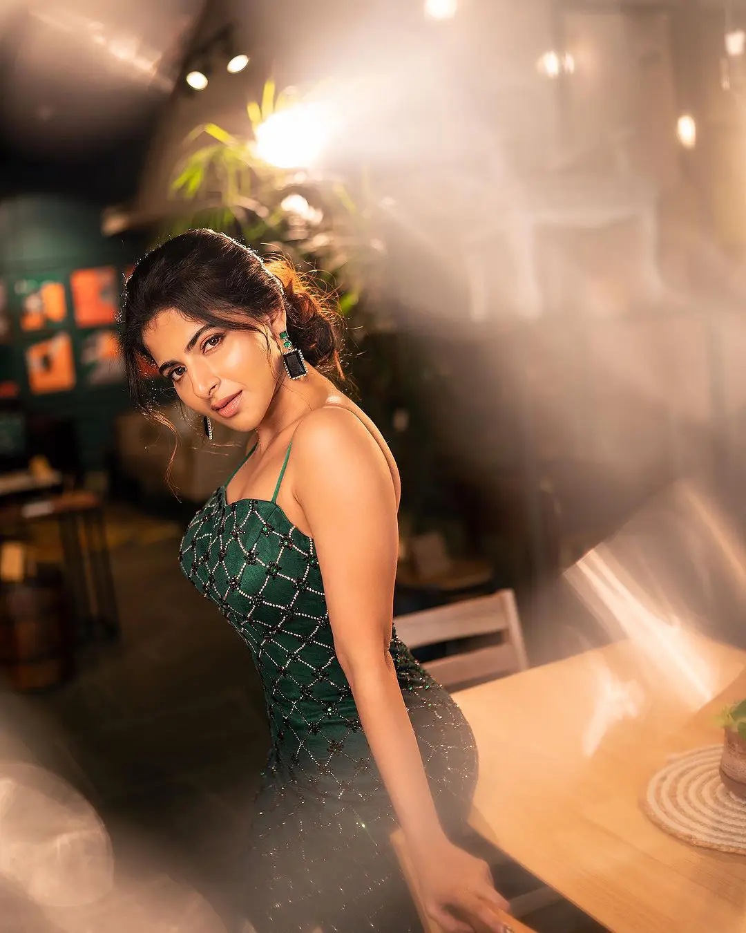 Iswarya Menon Stunning Photo shoot with Sizzling Looks
