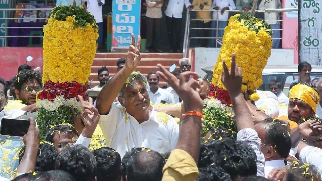 Kesineni Nani : విజయవాడ నాదే.. మరోసారి కేశినేని నాని సంచలన వ్యాఖ్యలు Kesineni Nani : విజయవాడ నాదే.. మరోసారి కేశినేని నాని సంచలన వ్యాఖ్యలు