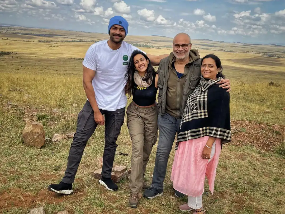 Nagababu Enjoying Vacation with Wife and Varun Tej Niharika
