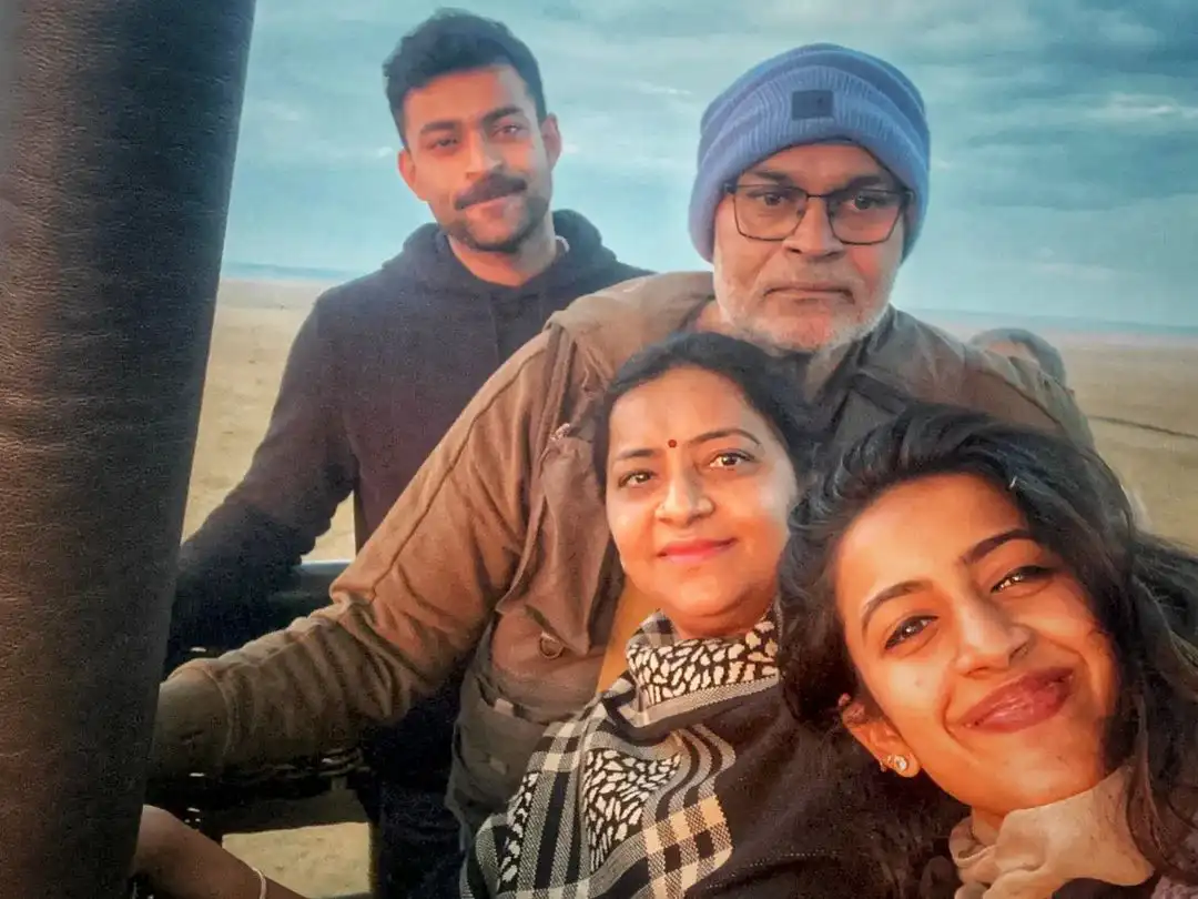 Nagababu Enjoying Vacation with Wife and Varun Tej Niharika