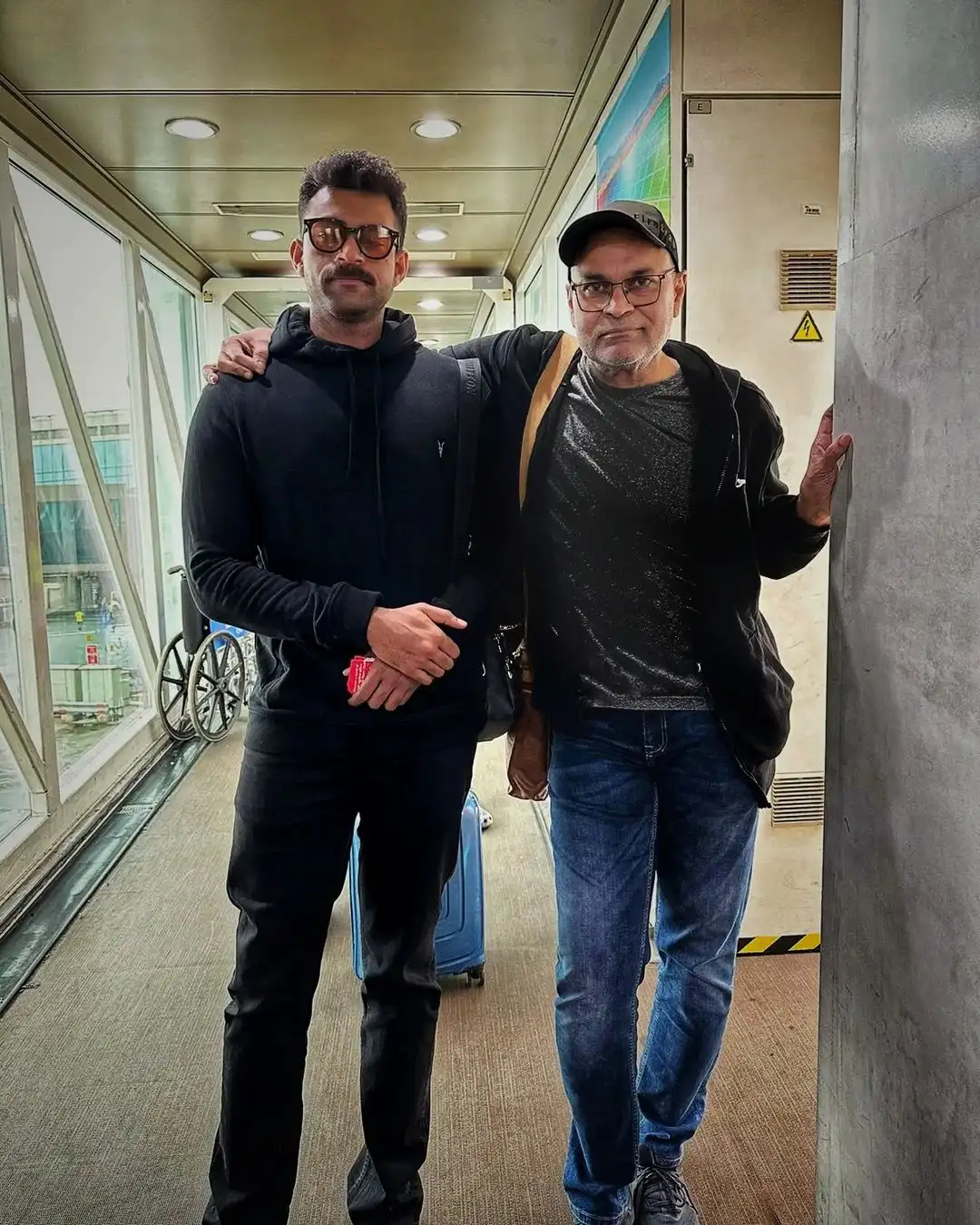 Nagababu Enjoying Vacation with Wife and Varun Tej Niharika