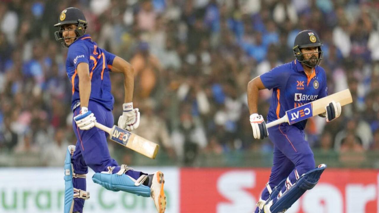 IND vs SL : చరిత్ర సృష్టించిన రోహిత్-గిల్ జోడీ.. IND vs SL : చరిత్ర సృష్టించిన రోహిత్-గిల్ జోడీ..