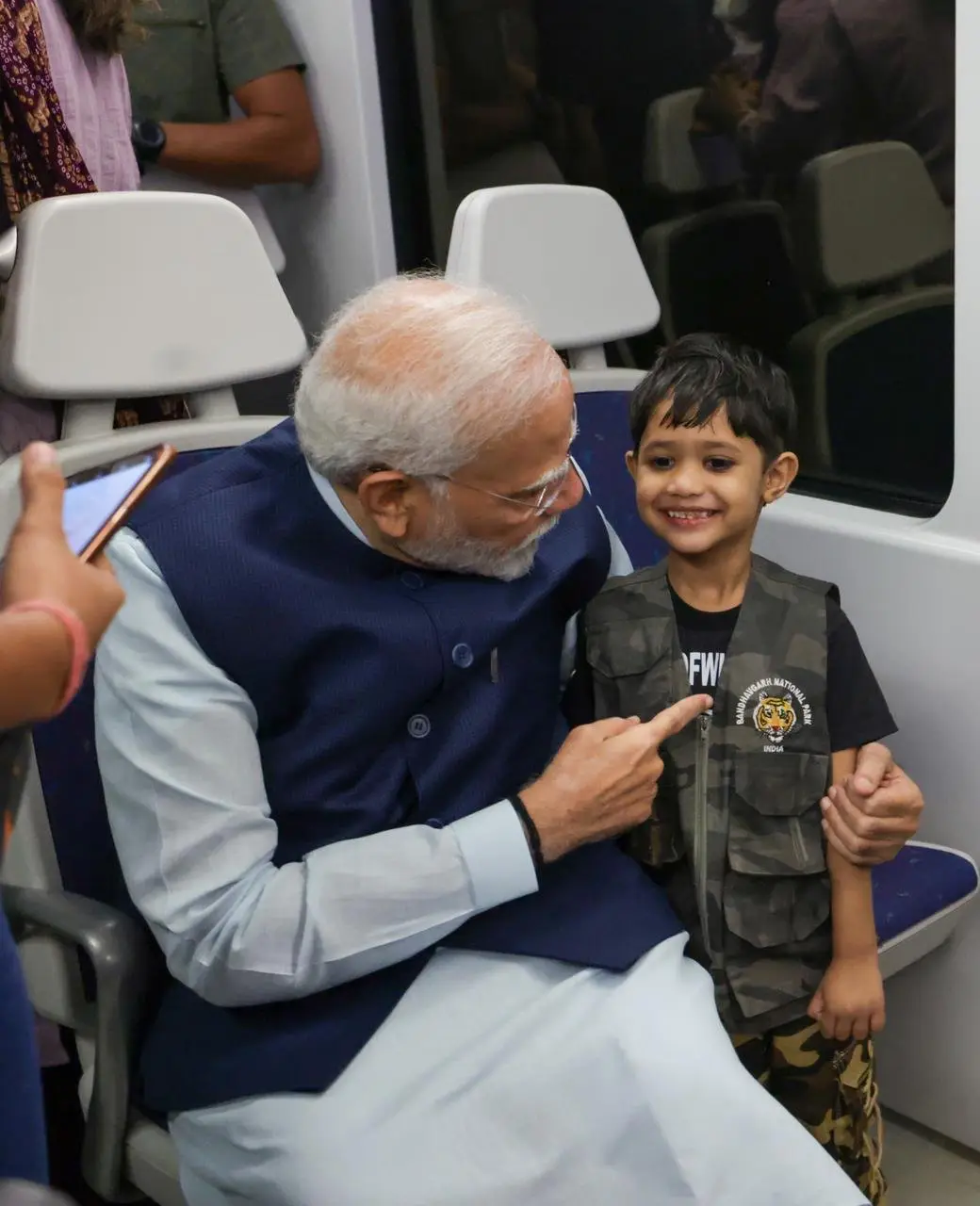 PM Modi travels in DelhiMetro  