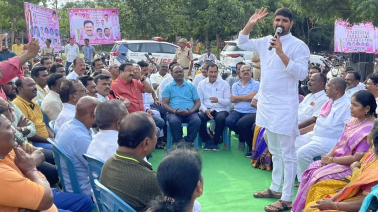Padi Kaushik Reddy: నాకు కోపం ఎక్కువని పుకార్లు చేస్తున్నారు.. అదంతా వారికోసమే! Padi Kaushik Reddy: నాకు కోపం ఎక్కువని పుకార్లు చేస్తున్నారు.. అదంతా వారికోసమే!