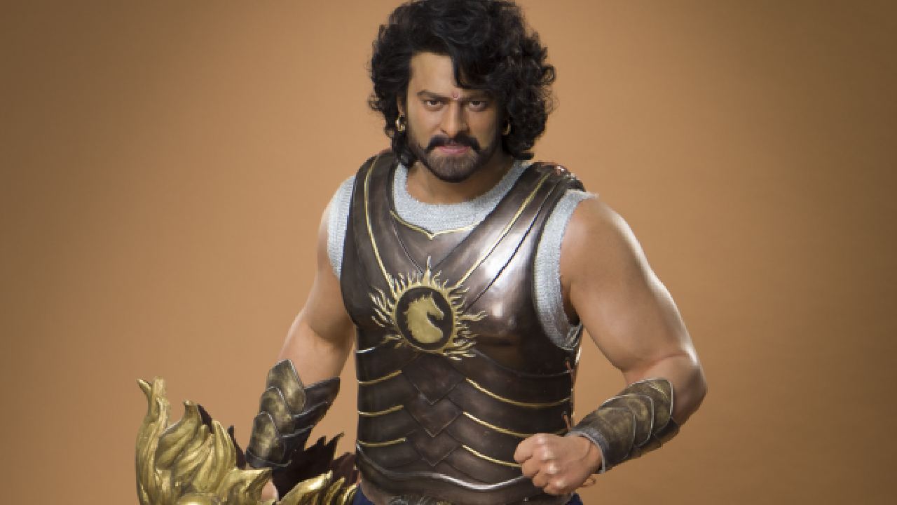 Prabhas : మరో ప్రభాస్ మైనపు బొమ్మ.. ట్రోల్ చేస్తున్న నెటిజెన్స్.. Prabhas : మరో ప్రభాస్ మైనపు బొమ్మ.. ట్రోల్ చేస్తున్న నెటిజెన్స్..
