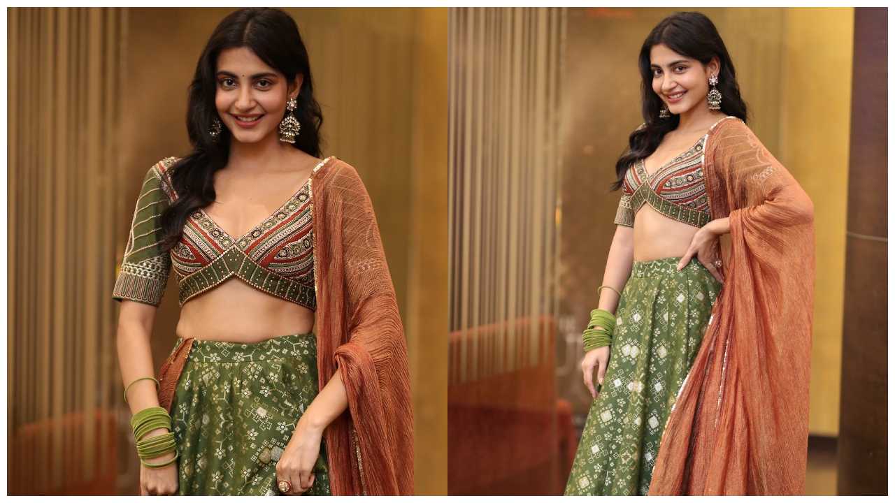 Pragathi Srivasthava : మైమరిపిస్తున్న ప్రగతి శ్రీవాత్సవ పడుచు పరువాలు..